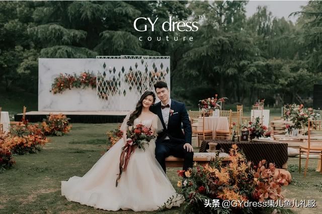 如何选择婚纱礼服的颜色？