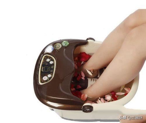 回答第一次去女方家带什么礼物好?