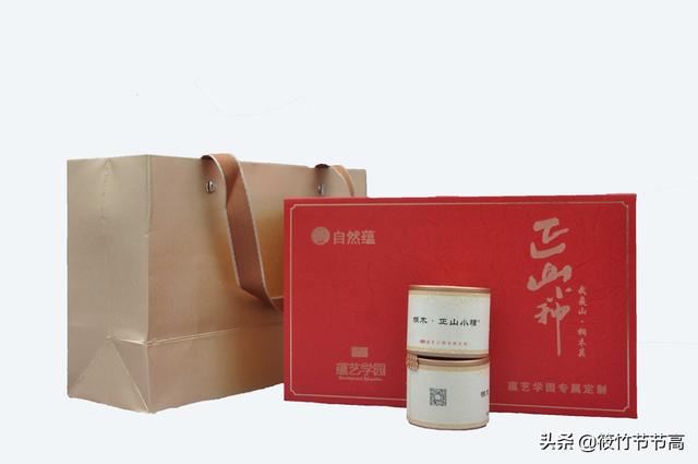 要好的男同事生日女同事送什么礼物好？