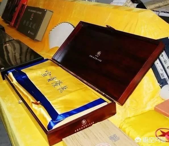 送给爱好美术的朋友什么礼物好？