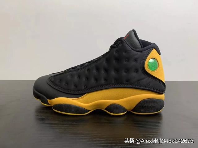 喜欢打篮球的和安东尼的的男生喜欢什么礼物？
