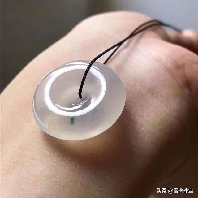 四十几岁女人适合送什么生日礼物？